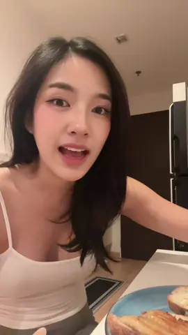 กินทั้งวันนนนนน