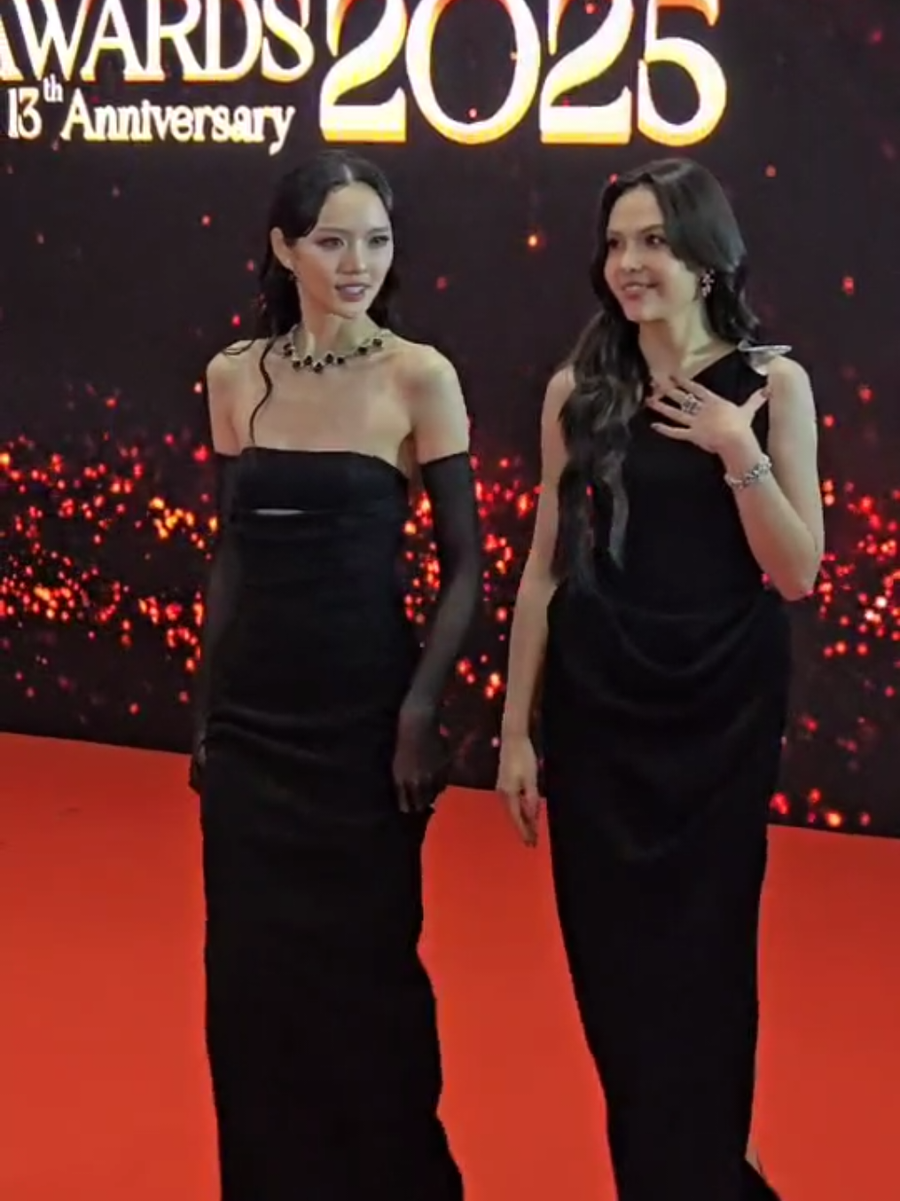 ลูกหมี - ซอนญ่า ในงาน HOWE AWARDS 2025 LMSY AT HOWE AWARDS #HOWEAWARDS2025XLMSY  #LMSY #SonyaSaranphat #LMlookmhee #ลูกหมีซอนญ่า 