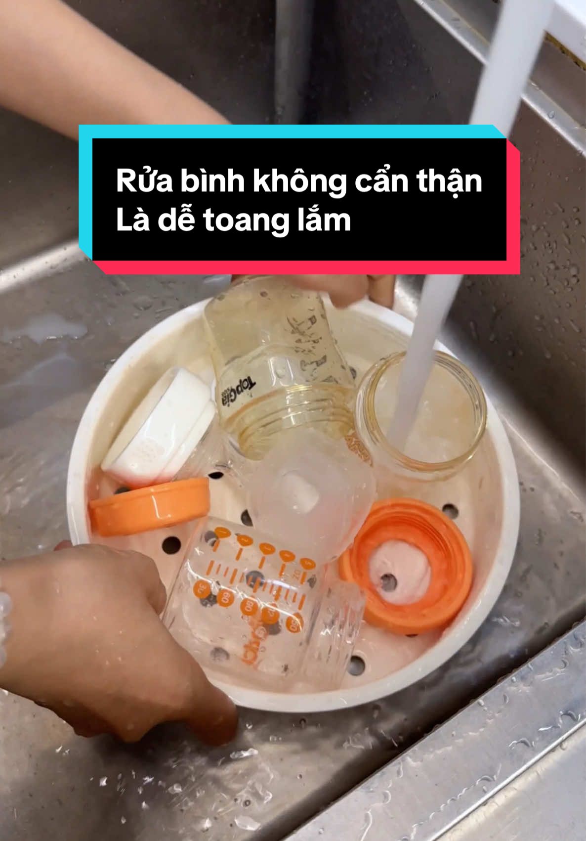 Sắm em máy về tiệt trùng hay pha sữa chuẩn nhiệt độ trở lên dễ dàng hơn bao nhiêu🥰🥰🥰#TopGia #mevabetopgiakids #topgiakidssechia #m108 #maytiettrungsaykho #mevabetopgiakids #hamsuachobe #topgiakids 