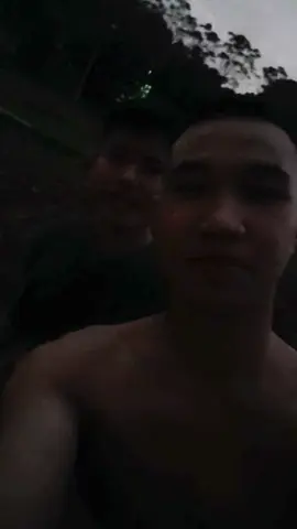 Mút chỉ ae ạ 😅 # chú bộ đội🇻🇳  #xh #tiktok #nghiavuquansu 