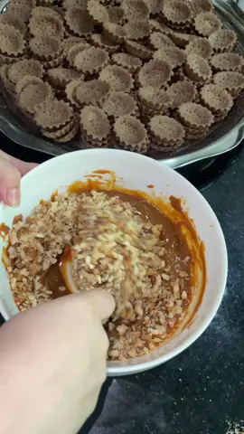 لطلباتكم تواصلو معنا 🥰🥰🥰 #share #gateau #like #الشعب_الصيني_ماله_حل😂😂 #حلويات_جزائرية_تقليدية_عصرية_اصيلة 