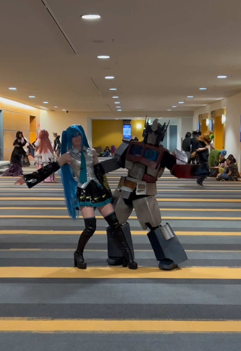 is this crossover aura ??? #optimusprime #peacemaker #hatsunemiku #helldivers2 #cosplay 