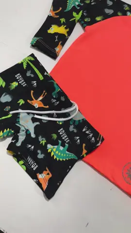 RESSACA DO 11.11, CORRE QUE DA TEMPO 🔥🧡🏖️🧒👧 CONJUNTO CAMISA + SUNGA BOXER PROTEÇÃO UV 50+  VESTE DE 1 AO 16 ANOS de R$54,39 até R$55,75. 🔥Compre na Shopee agora!🔥 https://s.shopee.com.br/9pWRBxQWHt #conjuntopraia #conjuntokids #protecaouv #shopee #shopeebrasil