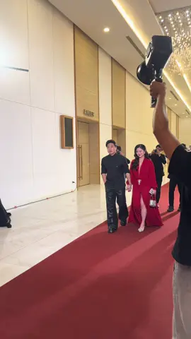 Ca sĩ châu khải phong tại  kỉ niệm 1 năm ngày cưới của a thanh đoàn và hà trí quang #thanhdoanshop #hatriquang #thanhdoan #hatriquangthanhdoan #damcuoi 