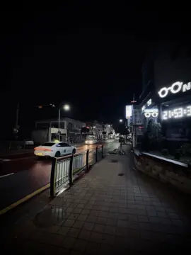 Con trẻ đừng suy nghĩ nhiều...#xuhuong #tamtrang #vairal #flopvcl #fyp 