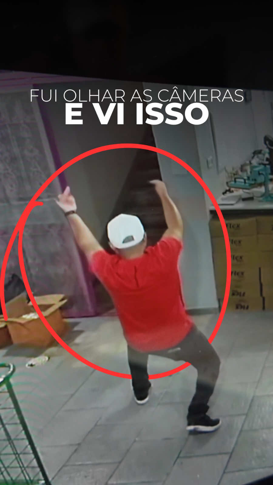 Por isso eu sempre olho as câmeras independente de onde estiver😒😂 #humor #patrao #meme #engraçado #memepatrao