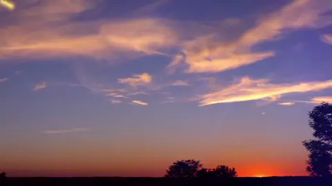 Tumtegemee Mungu by Mwita isack Yt Veronica Mutakyala #tumtegemeemungu #catholiclyrics #catholicsongs #nyimbokatoliki #catholictrendingsong 