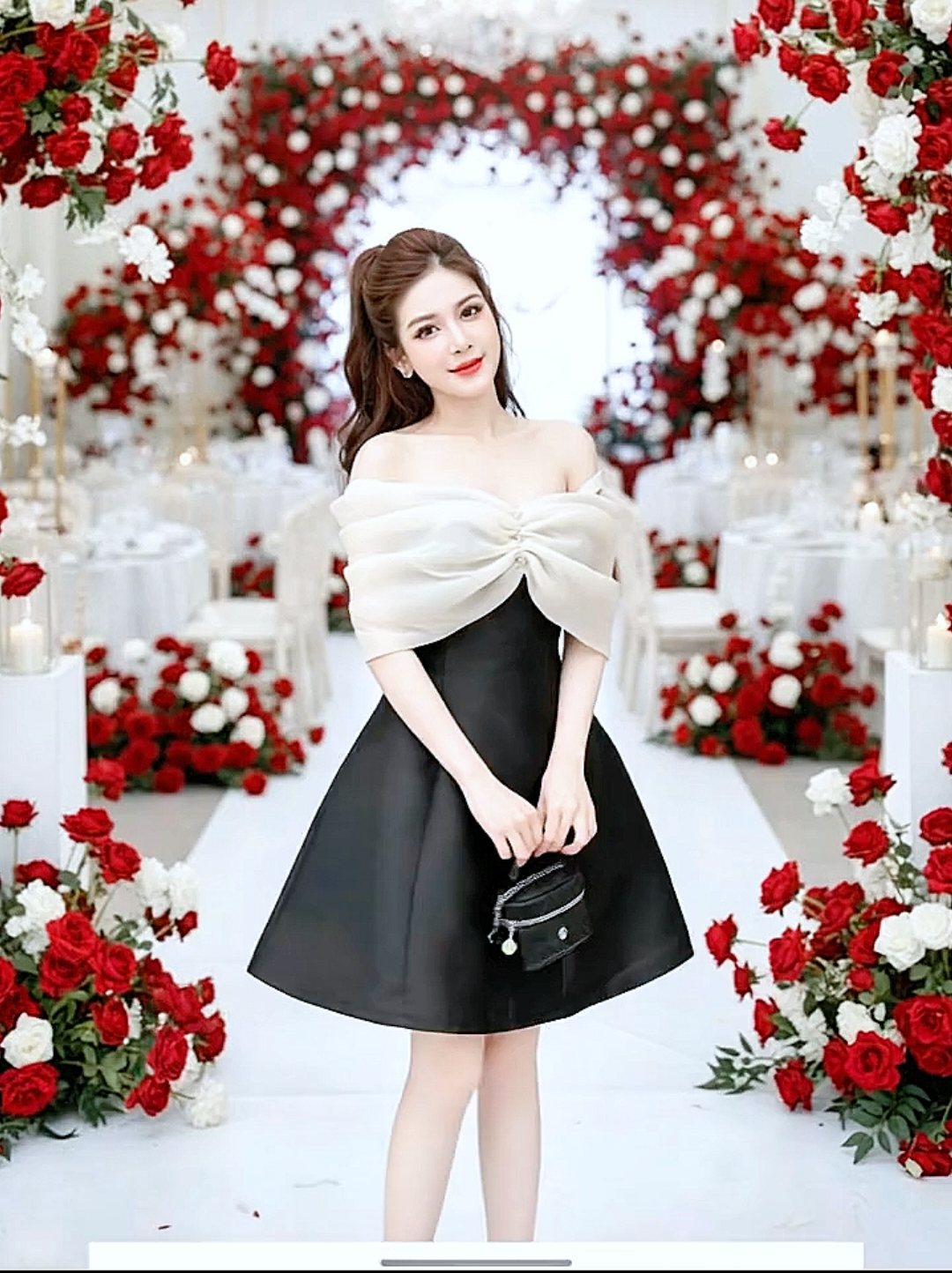 Không có gì sai khi muốn trở nên đẹp – nhất là khi chiếc váy này khiến mình cảm thấy sống thật với bản thân 💃” #thoitrangnu #thoitrang #vaydutiecsangchanh #vaydutiec #xuhuongtiktok 