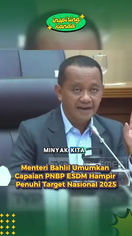 Menteri ESDM Bahlil Lahadalia melaporkan capaian gemilang penerimaan negara bukan pajak (PNBP) sektor energi dan sumber daya mineral yang telah mencapai Rp200,66 triliun hingga 11 November 2025 — atau 78,74 persen dari target APBN 2025 sebesar Rp254,5 triliun. Di tengah pelemahan harga komoditas global, capaian ini menunjukkan ketahanan ekonomi nasional serta efektivitas pengelolaan sektor strategis ESDM.  Selain itu, produksi minyak nasional per Oktober 2025 mencapai 605.800 barel per hari, melampaui target yang ditetapkan pemerintah. Bahlil menegaskan, keberhasilan ini menjadi bukti komitmen pemerintah dalam menjaga stabilitas energi dan memastikan sektor ESDM tetap menjadi penopang utama pendapatan negara. Sumber: TVR Parlemen #BahlilLahadalia #ESDM #EkonomiNasional #EnergiIndonesia #pnbp 