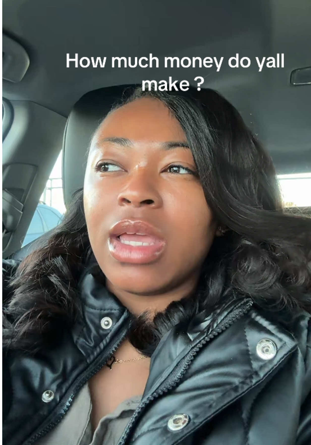 We can’t afford a bare minimum life 😩 #fyp #finance #money 