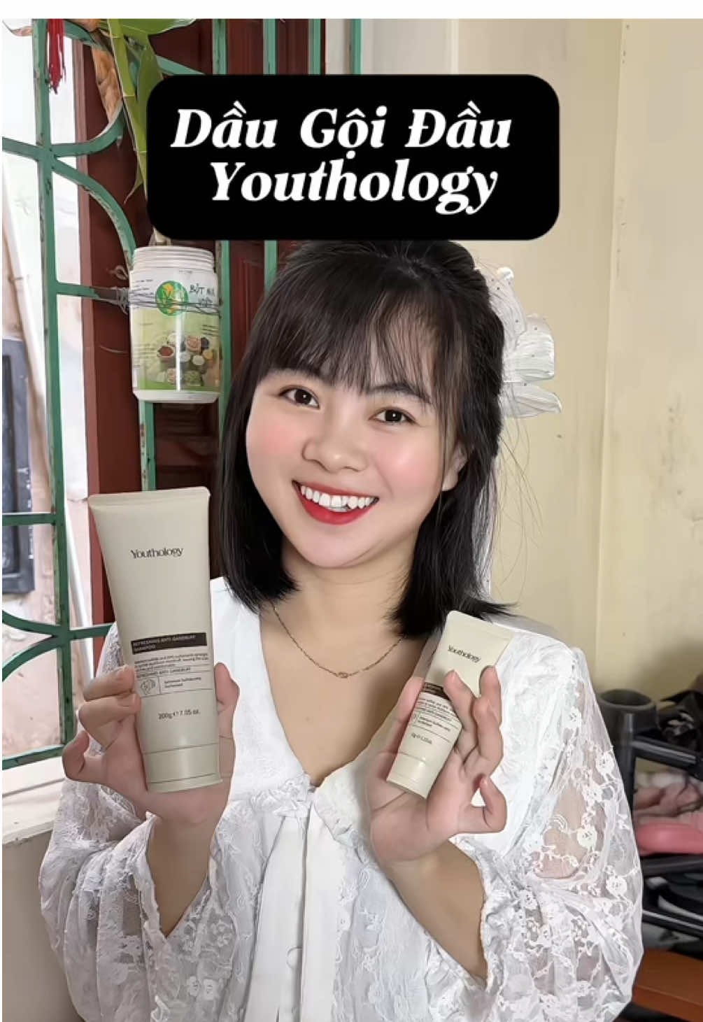 Chị em mà bị gầu nặng thành mảng như này là do lúc gầu nhẹ cứ gãi nhiều đấy #daugoitrigau #daugoi #daugoidau #daugoiyouthology #giadinhbemeo 