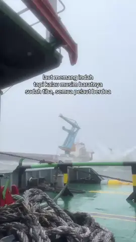 Berdoa untuk selamat #selebgram_pelaut #fyp #fypage #trending #beranda 