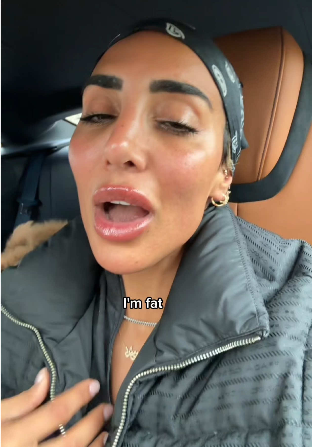 She’s not rude, she’s Arab🇮🇶🔥 Now get up, Queen👑 #asksuzie #foryoupage❤️❤️ #fyp #ArabTikTok #arab 