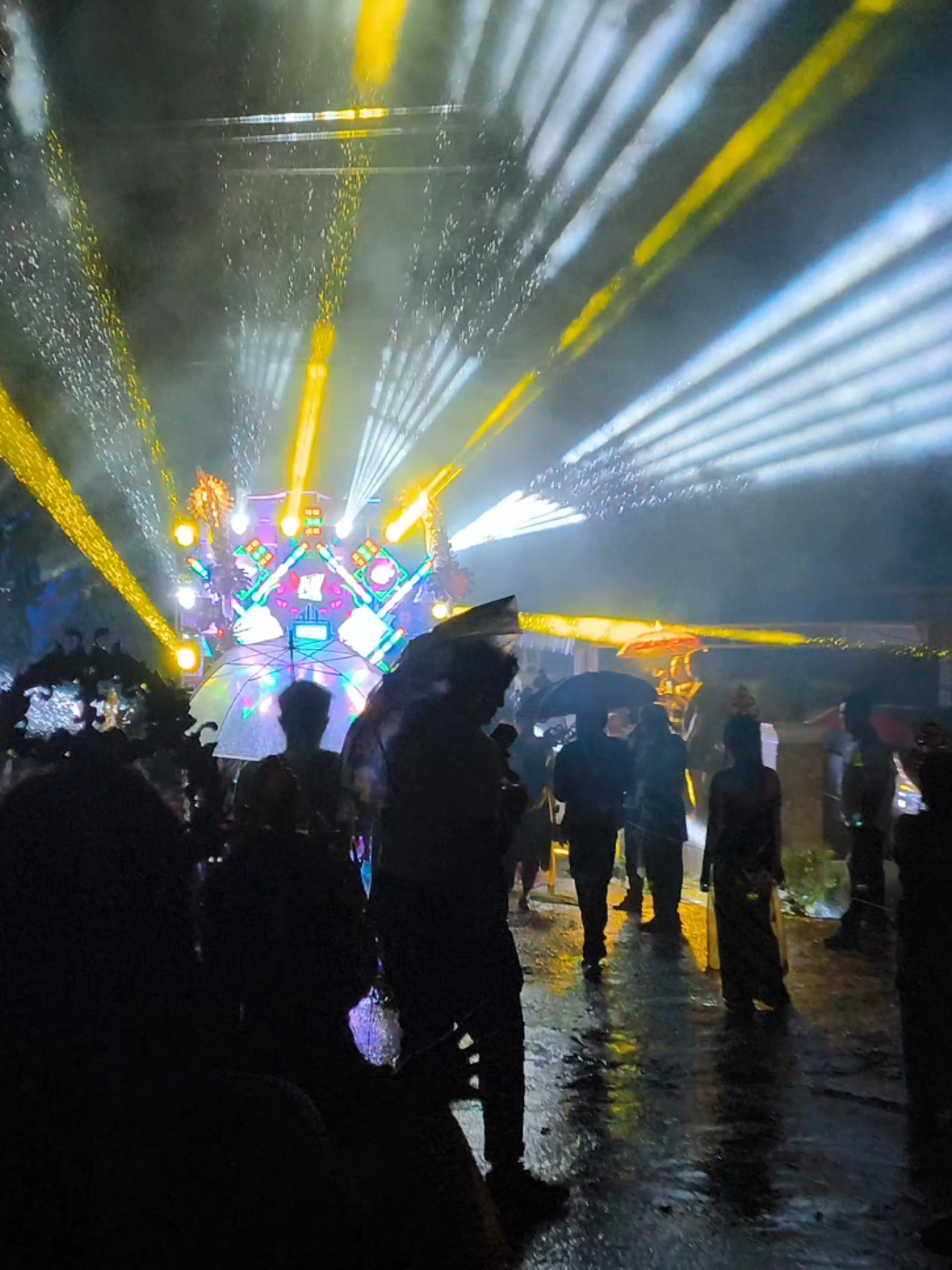 pusate bedil💥🔫  #k5maximalaudio #pradiptalighting #qimaxxvidiotron #karnavalsoundsystem #fypage 