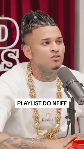 “Que tipo de música você gosta de ouvir?” 😂