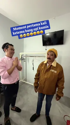 Moment pertama kali ketemu bang opi kumis @Makverazanobia @𝙍𝙀𝙔 𝙎𝘼𝙑𝙀𝙍𝙊 @MVBT ENTERTAINMENT #dikaogah #ogah #dikaogahbengkulu #fansolgasyahputra #olgalovers💝 