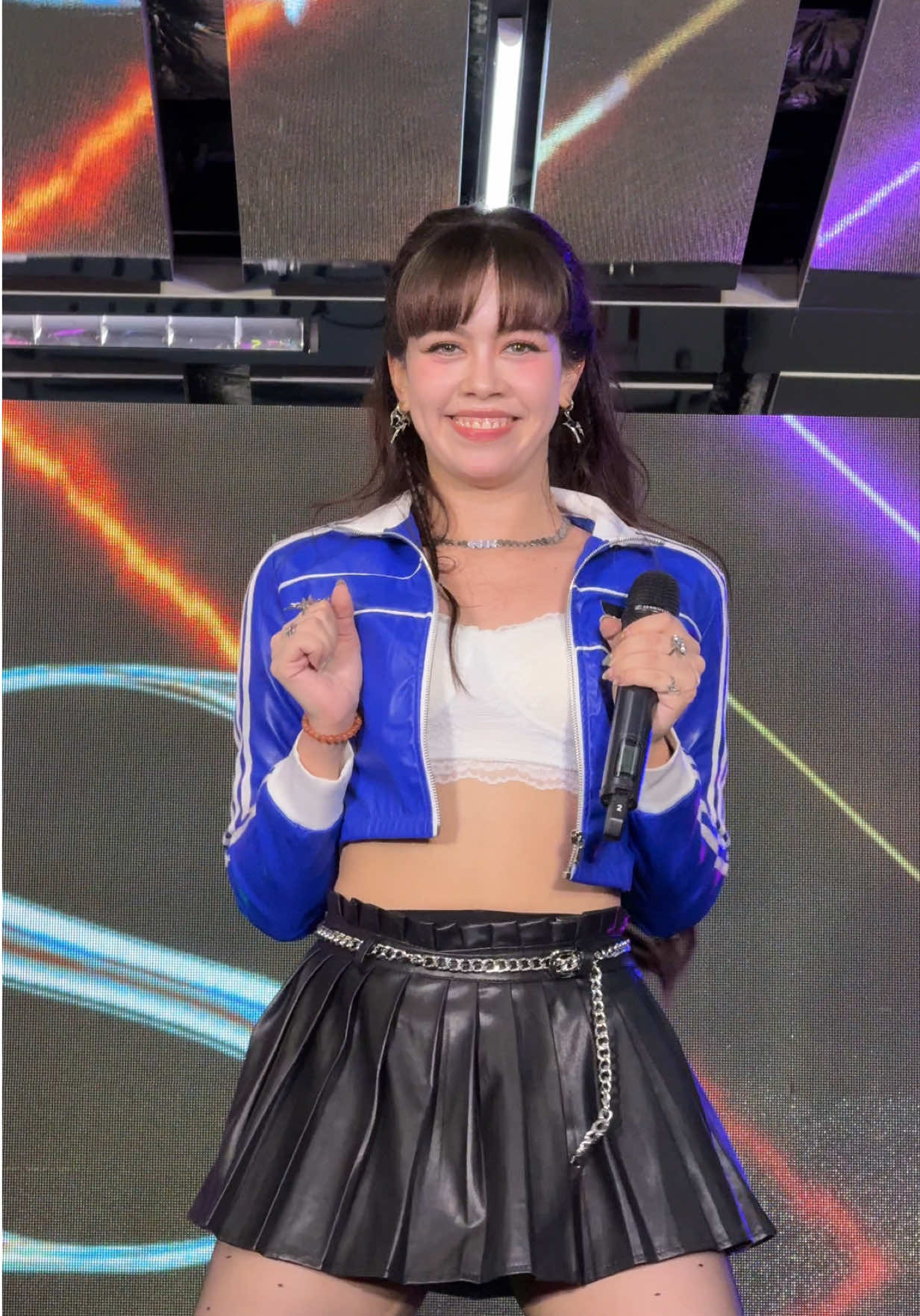 throwback เจ็บนิดนิดของน้องธารา 😮🤏🏻 @TARA VIIS @VIIS Official  #TARA_VIIS #1234VIIS #เจ็บนิดๆ 