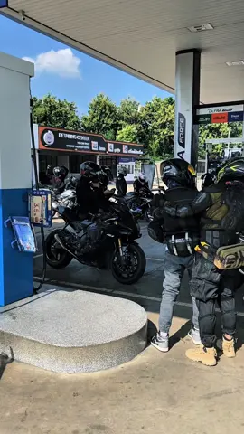 เขาค้อ รอเลย 🥰 See you next month 😍 #เพชรบูรณ์ #bigbikethailand #zuperbike_samutprakan #บิ๊กไบค์ #zx10r 