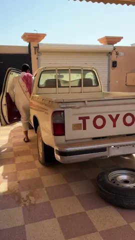 روقانو على السهرانو 😍♥️👏🏻 #سهر٢٠٢#هايلوكس #يابانيه #روقان #toyota 