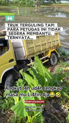 pangkatnya padahal berbintang semua 🤣  ----- Follow @serunyasolo  sumber video: ig/alfamudori  Kolaborasi atau Penghapusan video 🚨silahkan DM ---- #kotasolo #serunyasolo #damkar #polisi #tentara 
