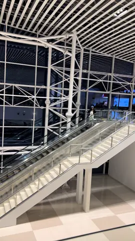 ldr sucks #airportgoodbye 