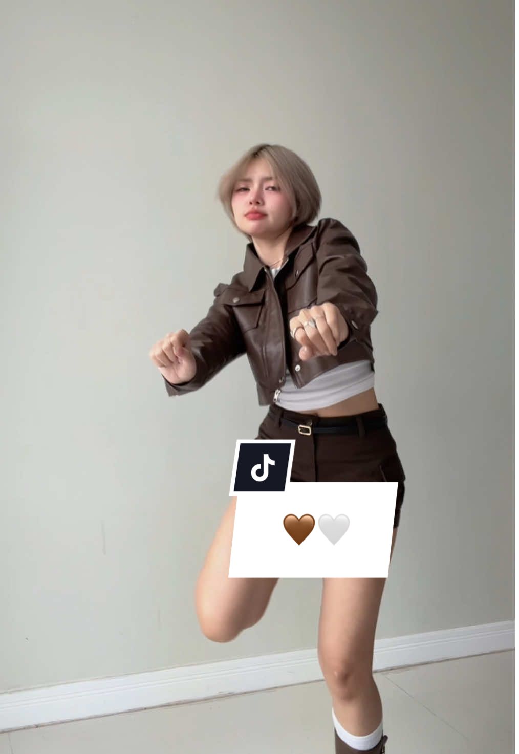 เซ็ทน้ำตาลขาว ที่ถูกต้องง 🤎🤍 @WARM WEARS BRAND  #กระโปรงคาร์โก้ #กระโปรงสั้น #กระโปรงสีน้ำตาล #กระโปรงเอวสูง #กระโปรงแฟชั่น 