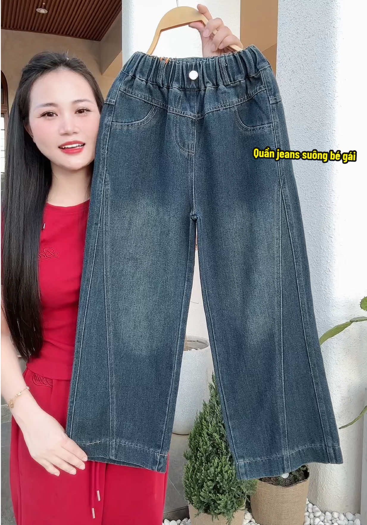 Quần jeans suông bé gái chất mềm mịn #quansuongbegai #thoitrangtreem #xhtiktok 