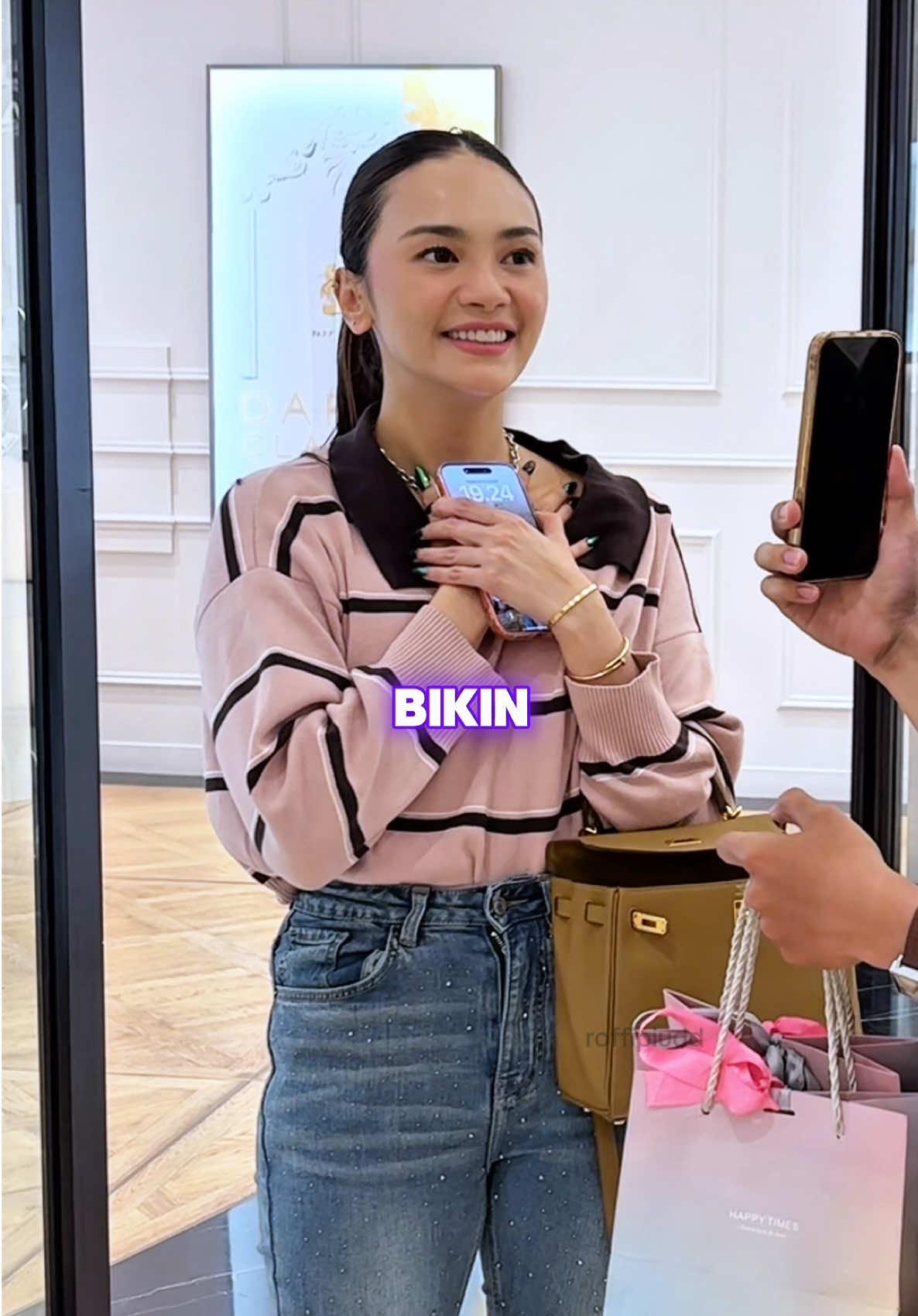 Absen yg skincare/parfume/bodycare/hair yg samaan sm kakaknya @Violenzia Jean 😂👇 #skincare #skincaretips #bodycare #parfume #haircare 