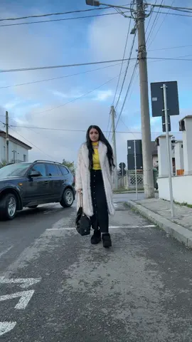 Ținuta link în stori #melekcoffepub 