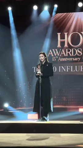 ขอแสดงความยินดีกับ 'อิงฟ้า วราหะ' ที่ได้รับรางวัล THE 50 INFLUENTIAL PEOPLE✨ รางวัลที่มอบให้กับบุคคลหรือศิลปินผู้มีศักยภาพโดดเด่น ทั้งยังเป็นหนึ่งในคนรุ่นใหม่ที่ทรงอิทธิพลและประสบความสำเร็จในการทำงานด้านวงการบันเทิง  #ENGLOTxHOWEAWARDS25 #อิงฟ้ามหาชน #EngfaWaraha  @ENGFA 