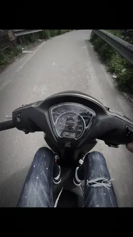 Khi nào mới hết cảnh sáng đi tối về đây 🤧