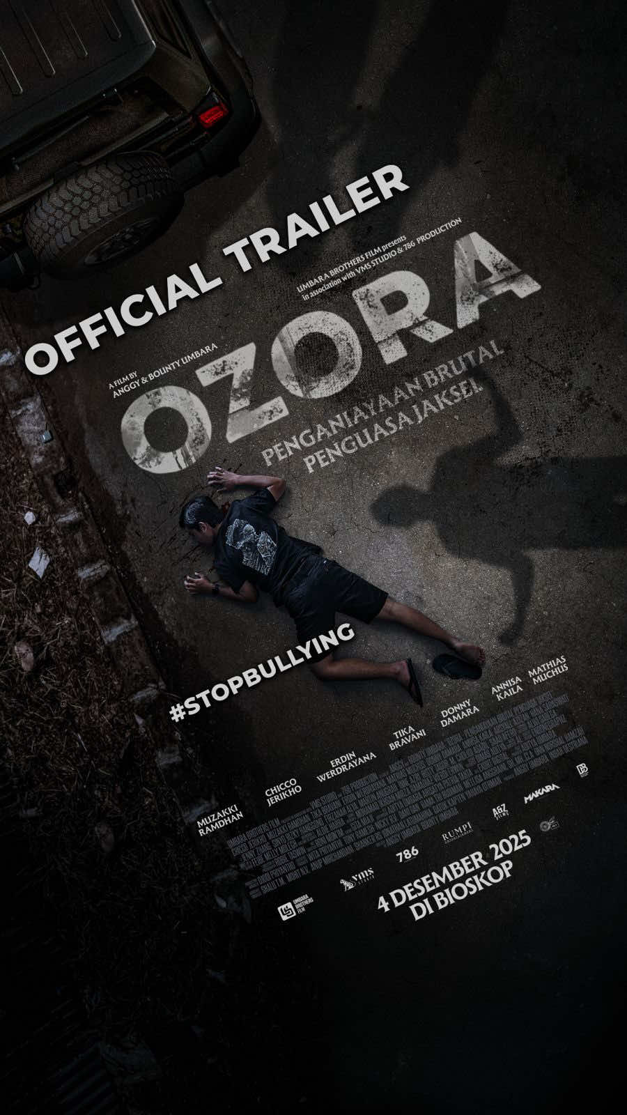 Luka yang tak bisa dilupakan harus menjadi kisah yang terus diceritakan.  Dunia Jonathan [@chicco] hancur. Sulungnya [@muzakki] dianiaya anak pejabat korup yang punya kekuatan uang dan privilege dalam penerapan Hukum.  Jonathan harus mengerahkan segala yang ia punya, termasuk keberanian untuk melawan angkuhnya kekuasaan. Ia sadar, bahwa satu-satunya cara merobohkan tembok penguasa ialah persatuan di tengah berbagai perbedaan. Rakyat seperti kita harus tergerak hatinya melihat kenyataan pahit yang dialami Jonathan. Masalah ini bukan fiksi, melainkan kejadian nyata yang pernah menyita perhatian publik di Indonesia. Menumbuhkan doa dari seluruh penjuru Indonesia, dalam tiap sujud kita yang merasakan deritanya. Disutradarai oleh [@Anggy & Bounty] dan diproduksi oleh [@UBF], film ini menjadi catatan dan memori penting bagi perjuangan kemanusiaan dan keadilan di Indonesia. Tidak ada ruang bagi pelaku perundungan, karena kita semua bisa menjadi