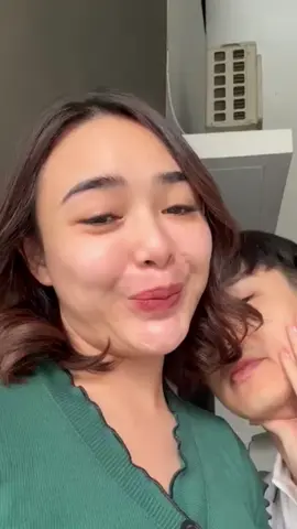 Kak kak lipsticknya kakk 