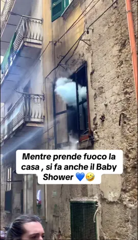 #live #napoli #babyshower #💙 #🤣🤣🤣 