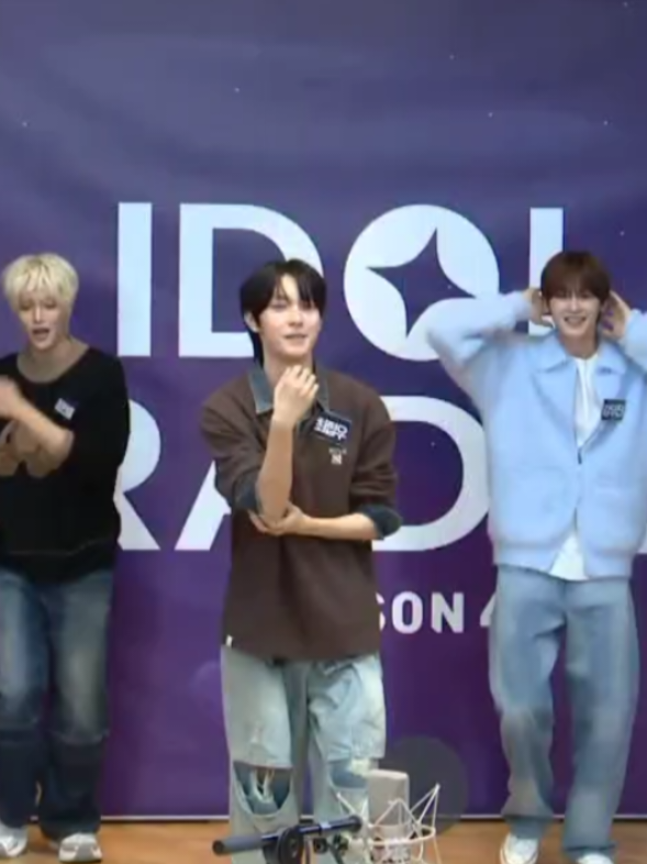 hanuriz chains omagaaaaa first time liatt woojin dance chains🔥😭 KERENNNNN🔥 #kangwoojin #fyp #janghaneum #liyu #xyzabc 