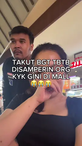 kok bisa ya ada org kayak gini msk mall 😭😭😭 #fyp #catrambutsehat #pulangbelanjadisasha #haircolorant