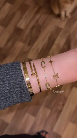 بدأنا بعروض الجمعة البيضاء🤍 #اكسبلور #اكسبلورexplore #اكسسوارات #السعودية #الجمعة_البيضاء 