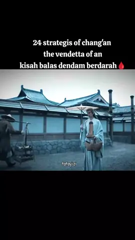 wah wah wahhh kita sambut suami baru lg 🥳💚 🔸Tentang Xie Huaian di Drama 24 Strategies of Chang'an  (Versi Lengkap) 🔸 🔹24 Strategies of Chang'an menceritakan kisah balas dendam berdarah dari sudut pandang Xie Huai'an (Cheng Yi). Di usia 10 tahun Xie Huai'an menyaksikan ayahnya dibanta* oleh pengkhianat, ia diburu dan tumbuh dalam pelarian. Berulang kali dia berada dalam situasi hidup dan mati. Tangannya telah kotor berlumur darah musuh-musuhnya, tidak pernah ada jalan kembali. Tujuan hidupnya adalah membalas dendam. Dia gila dan kejam, tak kenal ampun. Walaupun demikian dia setia pada negara dan melindungi orang-orang yang telah mendukung dan membersamainya sepanjang jalan.  🔹Nama kecilnya adalah Baitou'er, dia lahir dengan rambut putih. Orang yang terlahir dengan rambut putih setengah hidupnya bahagia dan setengahnya lagi sengsara. Selama 10 tahun, walaupun ia hanya dibesarkan oleh ayahnya, hidup Huai'an cukup bahagia, tapi separuh sisanya harus dilalui dengan jalan berdarah.  🔹Seiring tumbuh dewasa rambut Xie Huai'an berubah hitam. Namun, setelah mengalami berbagai bencana dalam perjalanan membalas dendam, ia kelelahan secara fisik dan mental, rambut hitamnya perlahan kembali memutih. Saat orang-orang di jalan melihatnya dengan rambut putih, mereka semua bersembunyi darinya. Xie Huai'an hanya tersenyum kecut dan berkata, 