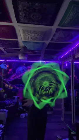 nice mellow flow to @Eleina ‘s DAFO remix 🔥💕                                      go check her page out!! 