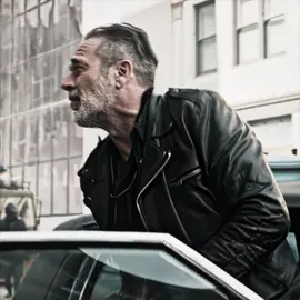 i hate her but this song is lowkey good  #negansmith #twd #thewalkingdead #fyp  [ scp @Amber 🥰 ] 