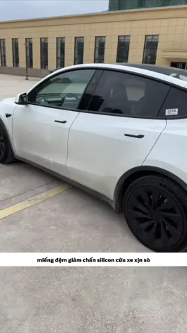 Miếng đệm giảm chấn cửa xe, giải pháp giúp cửa xe được đóng êm ái và bảo vệ các chi tiết của xe được bền bỉ #xuhuongtiktok #phukienxehoi #dochoioto #giamchancuaoto 