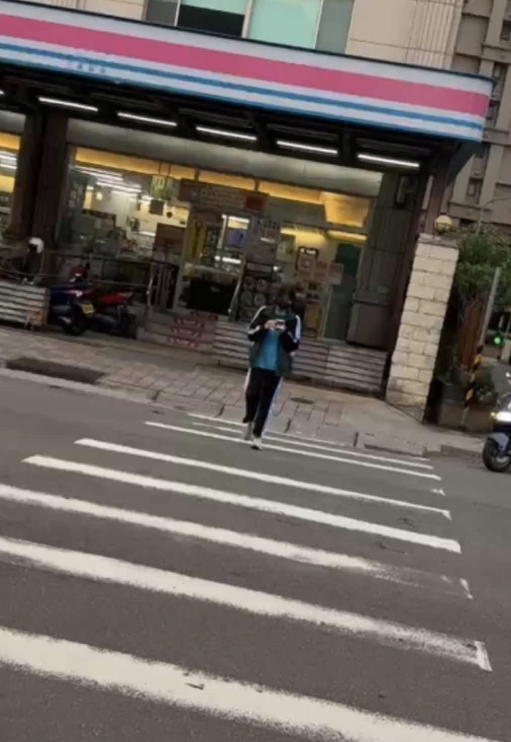 封面那一位 好好走路(⁎⁍̴̛ᴗ⁍̴̛⁎) 沒時間做影片 所以我模板(◐‿◑)﻿ @༺❦ᖇꪍ༒若ᩚ❦༻  @ᖇꪍ༒臻ᩚ  @𝔂𝓲𝔂𝓲⪩. .⪨  @༺❦ᖇꪍ༒姩ᩚ❦༻  @༺❦ᖇꪍ༒若ᩚ妮ᩚ❦༻  @༺❦ᖇꪍ༒小淇ᩚ乾ᩚ❦༻  @༺❦ᖇꪍ༒小丫頭ᩚ❦༻  @ᖇꪍ༒包ᩚ子ᩚ 😐 @༺❦ᖇꪍ༒依ᩚ❦༻  @༺❦ ᖇꪍ༒ 誠ᩚ ❦༻  @༺❦ᖇꪍ༒柔ᩚ❦༻  @༺❦ᖇꪍ༒欣ᩚ❦༻  @❥დ꧁❣雨落ᩚ𖦞星塵❣꧂꙳⋆✣  @⟡ 𝐷𝑒𝑒𝑟𝑙𝑦𝑛·黎仙🦌🖤 ⟡  @𝒫𝑜𝑒𝓂𝓈𝒜𝒻𝓉𝑒𝓇𝒴𝑜𝓊𝓉𝒽  @ᖇꪍ༒光ᩚ烜ᩚ  @ᖇꪍ༒憨ᩚ憨ᩚ粉ᩚ圓ᩚ🐹  @ᖇꪍ༒饅頭.  @ᖇꪍ༒淼淼ᩚ  @ᖇꪍ༒念ᩚ  @ᖇꪍ༒依ᩚᩚИнтоор   