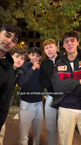 Creo que nos hemos pasado jajajaj madre mía 