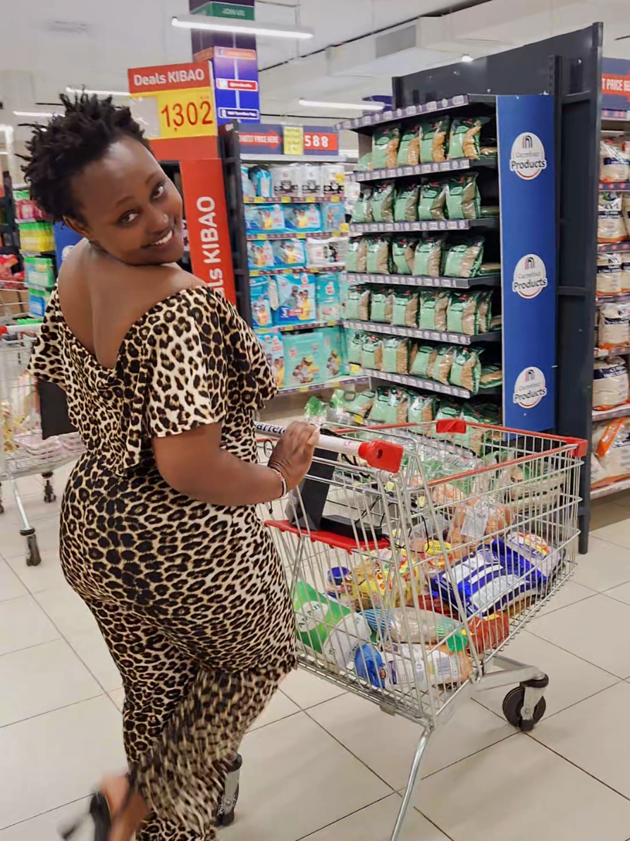 shopping #misskarimi #music 