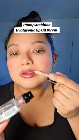 Plump Ambition Hyaluronic Lip Oil L'oreal #tiktokcybermonday #tiktokshopcreatorpicks #tiktokblackfriday #bestskincareproducts #beauty 
