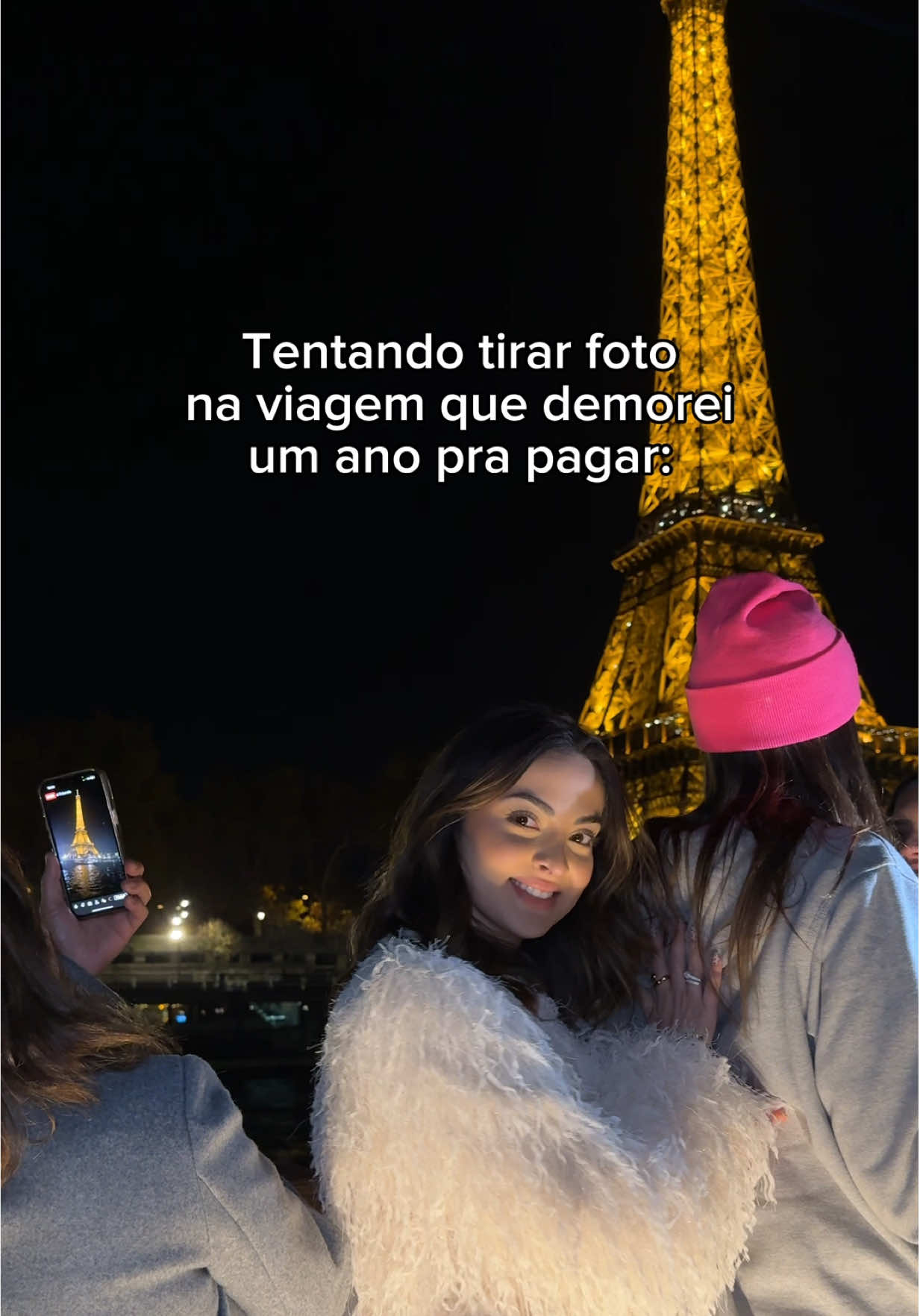 fui em um lugar turístico e tava cheio de turista, que raiva
