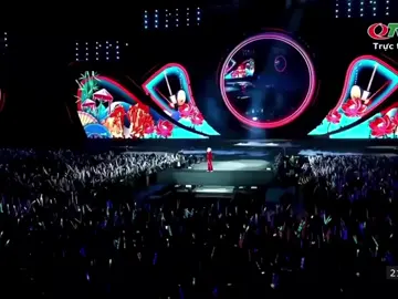 Mọi người chờ RHYDER lâu chưa Trời ơi đáng iu quá, hạnh phúc quá  #RHYDER #concertquangninh #quangninhdatmoanhhung #TRAP #thefistalbumtrap 