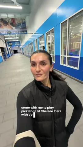 Being social & active is what brings me happiness and @Volo Sports gives me the opportunity to do both!! 🏐🎾⚽️🏈⚾️👯🍻 #VoloPassCyberWeek #sponsored Unlimited pick up games? Drop ins? At $10 a month!? Sign. Me. Up. CYBER SALE ends December 1st! Which friend are you joining with!?