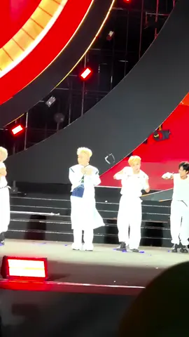 nay gặp nhiều idol quá 🤣 #quanghungmasterd #concertquangninh #quangninh 