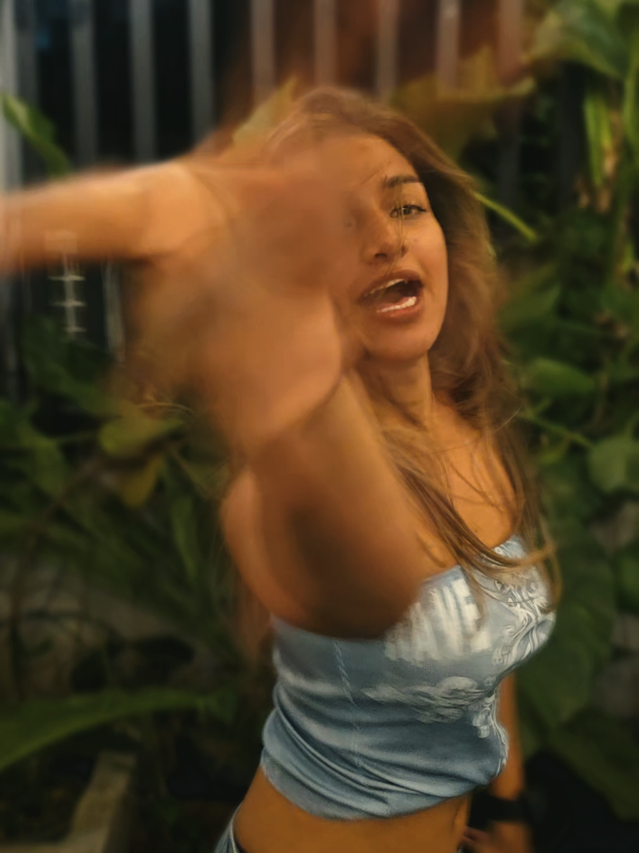 This is the chill version nobody asked for 😂   සීමා! 💃 Dropping 21 Nov  @CHAMEL @Koflo @Island stompers @Zeya Aali / Moondrip @Juli @Imal Sithumina Gunasekara  #srilankan_tik_tok🇱🇰 #romainewillis #seema #romainewillisseema #srilanka 